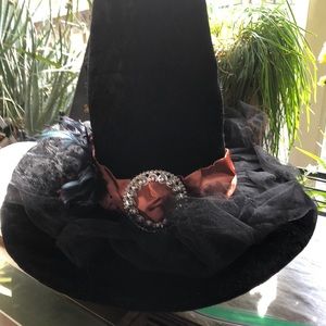 Meet your Posher, Dawn